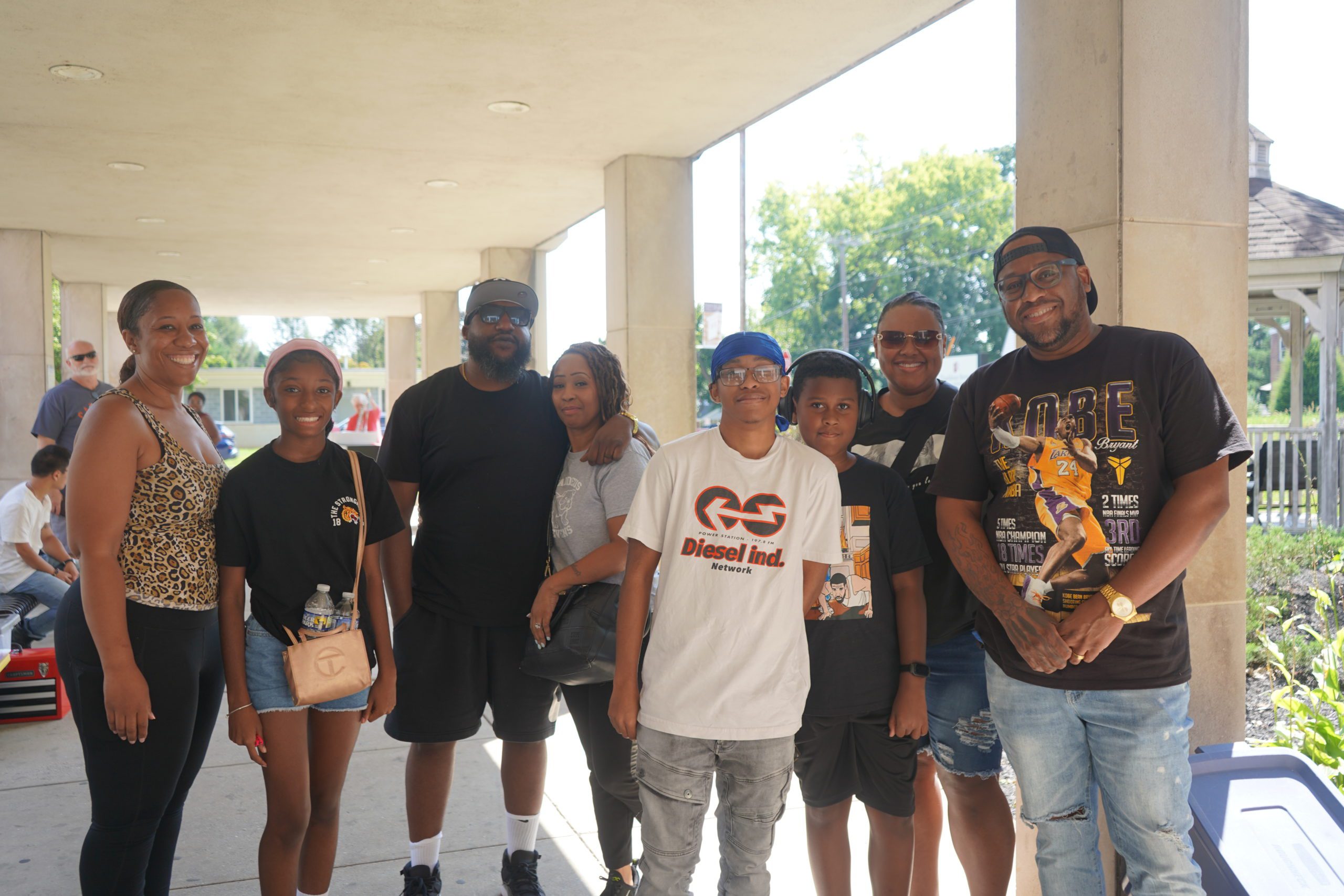 A family helps their student move into Griscom Education Center at Thaddeus Stevens College of Technology.